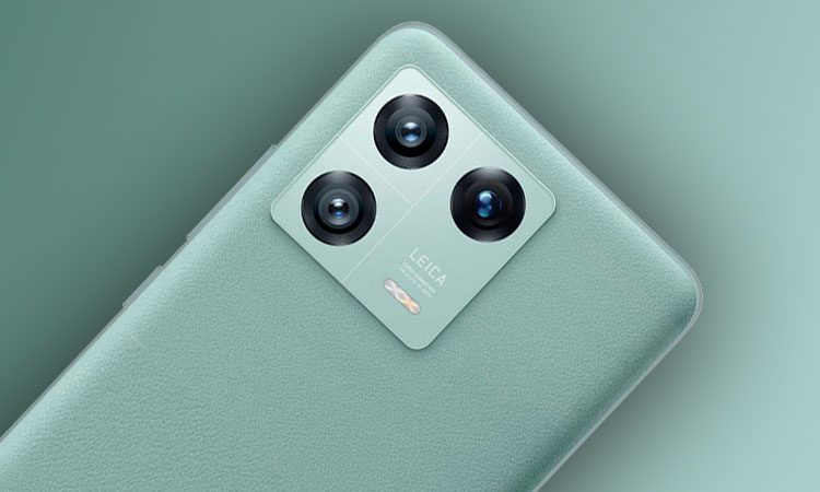 Xiaomi 13 показали на шпионском фото